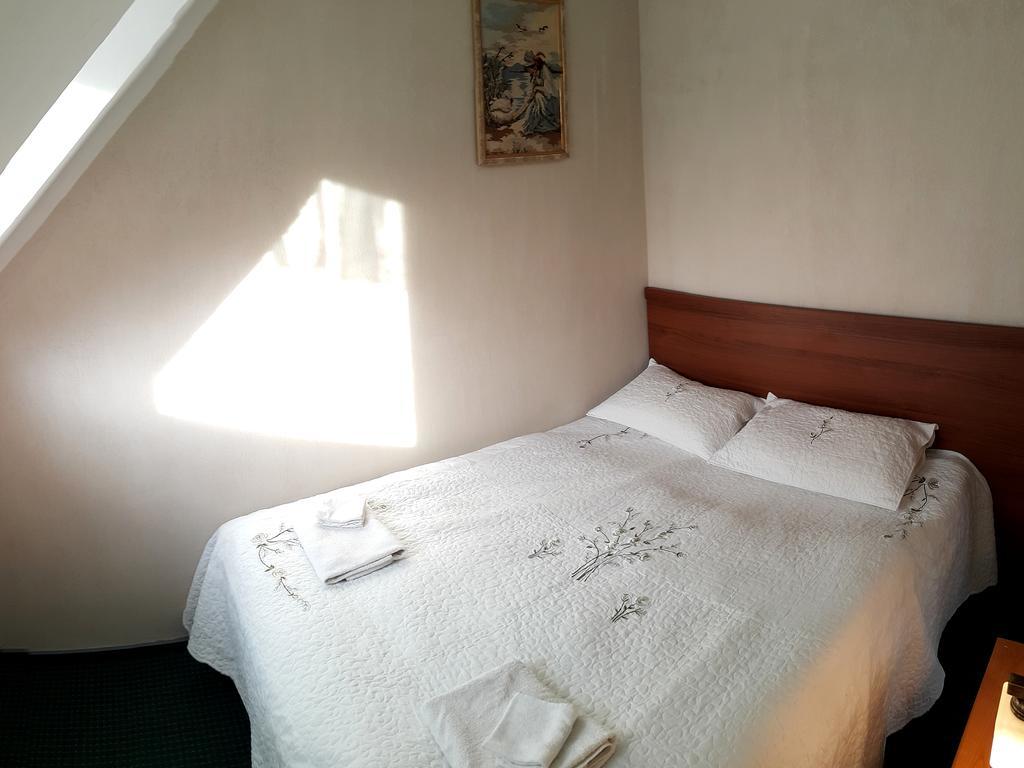 Zajazd Byczy Rog Międzylesie Extérieur photo